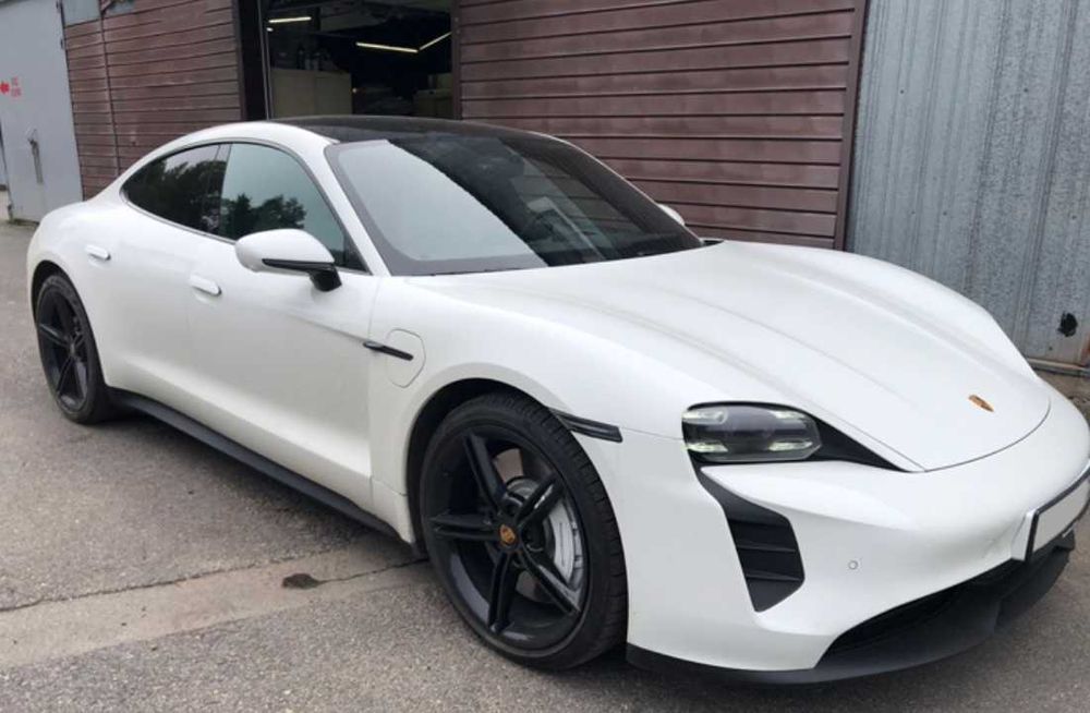 бампер Шрот Porsche Taycan Порше Тайкан  Разборка розборка