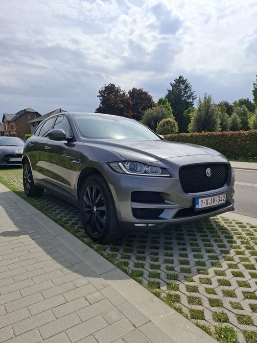 Jaguar F-PACE 2.0D AWD 180 KM | 2016 | 167 000 km | Panorama | Meridian | CarPlay