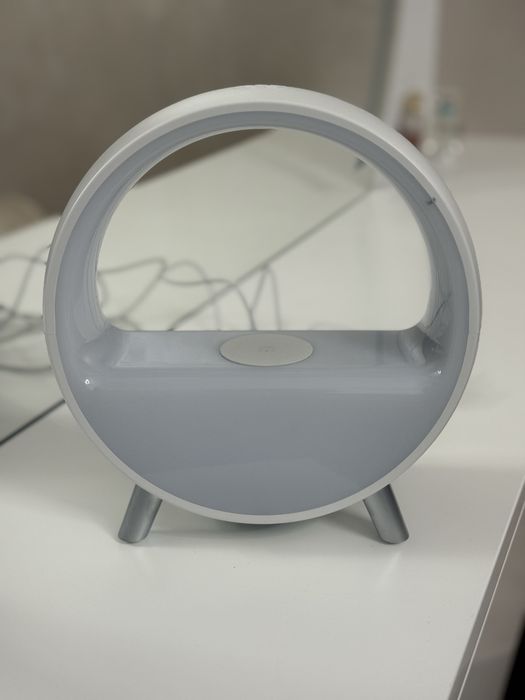 Dekala budzik lampka nocna dotykowa z bezprzewodową ładowarka