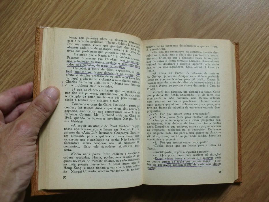 Como Evitar Preocupações e Começar a Viver
de Dale Carnegie