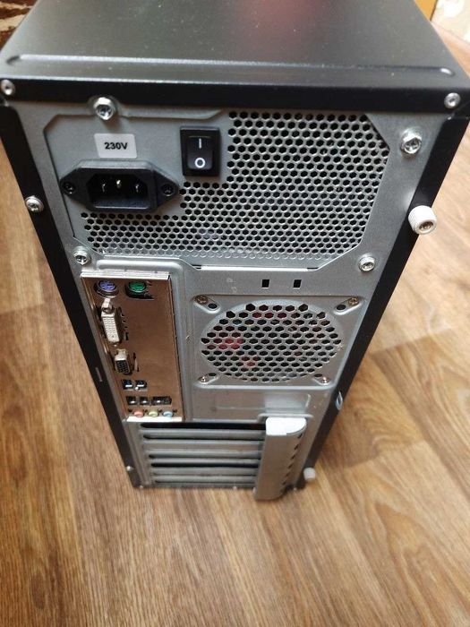 Компьютер , системный блок Intel Core i5-4670 4 ядерный.
