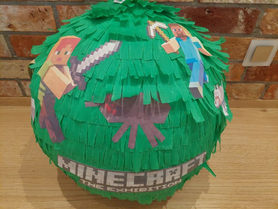 Piniata urodzinowa xxl