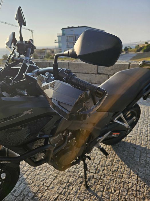 Honda CB500X 2022