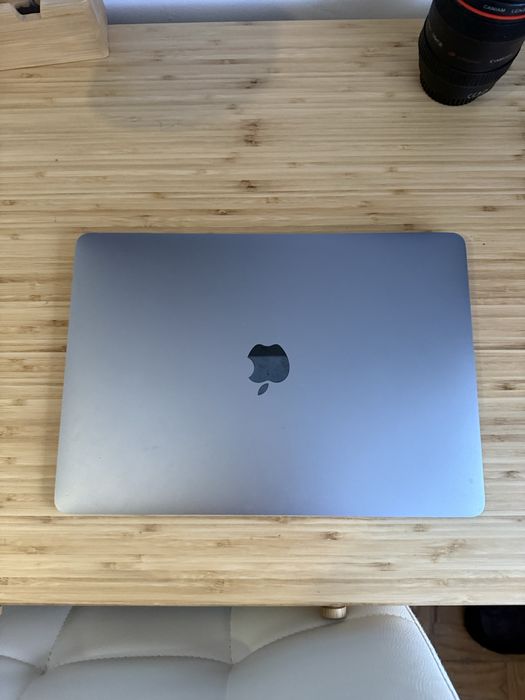 MacBook Air 13,3” (2019).