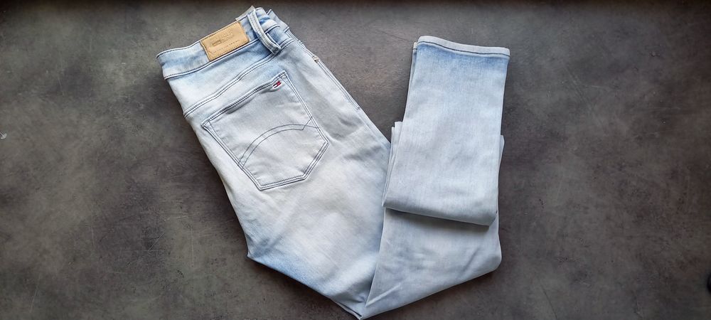 Tommy Hilfiger Mid Rise Skinny Nora, jeansy 30/34