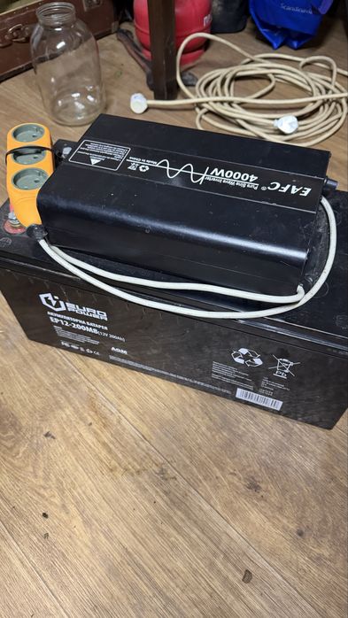 Ups2000w аккмулятор 12в200а+ зарядка