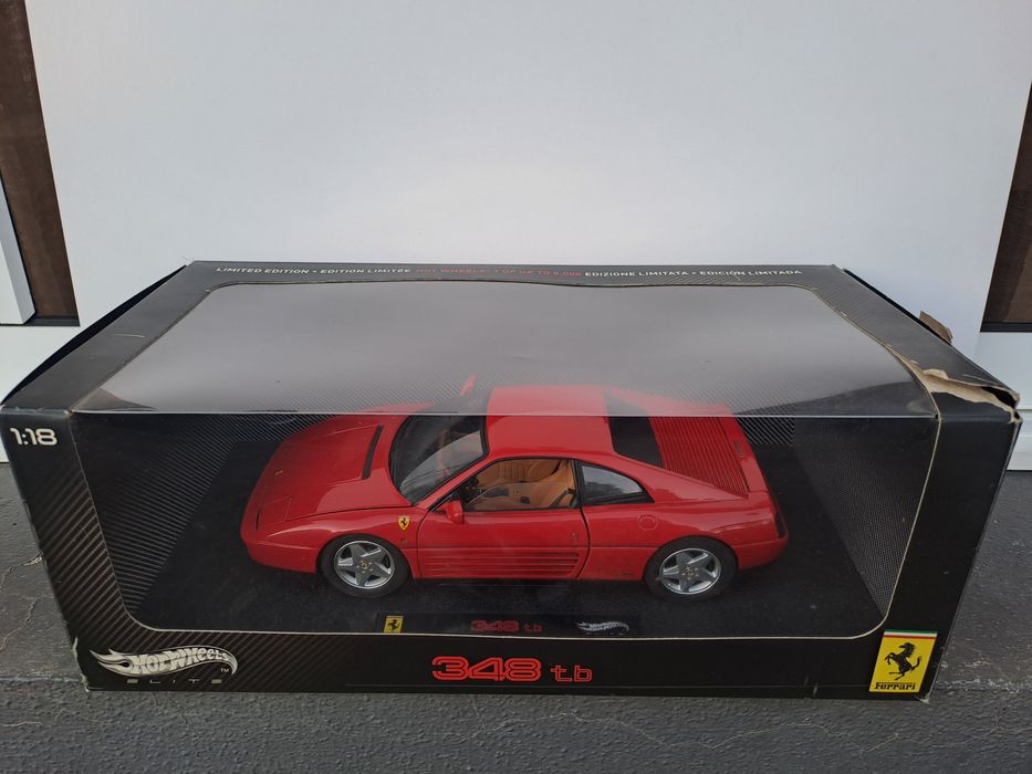 Ferrari 348TB - Hotwheels ELITE 1:18