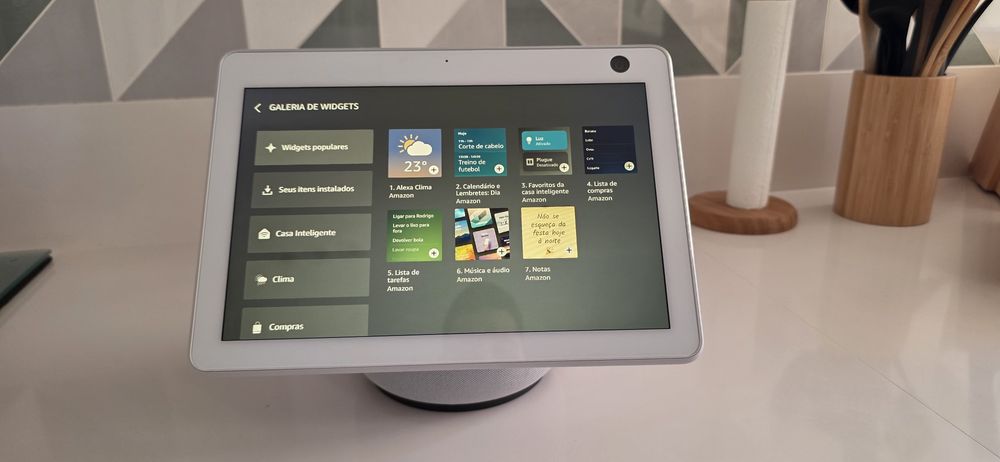 Alexa Echo Show 10489614573873418241