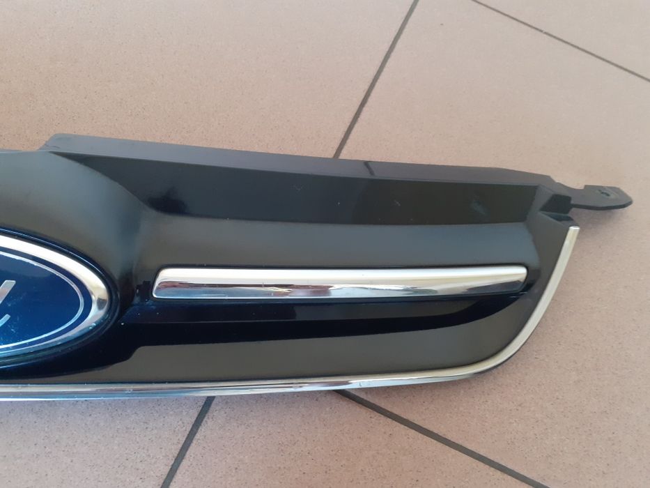 Ford C-max Mk2 10-14 Rok Atrapa chłodnicy  grill AM51-R8200-B