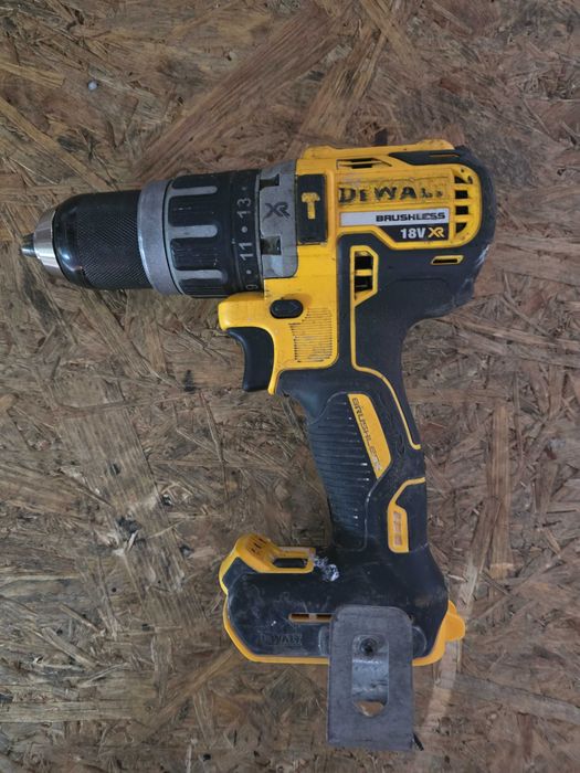 Wkrętarka Dewalt DCD796