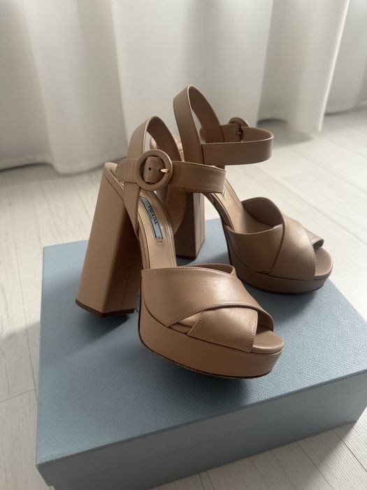 Prada босоножки оригинал