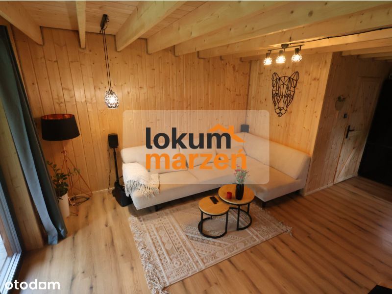 Dom wolnostojący 70 m² z garażem i tarasem – gotowy do zamieszkania