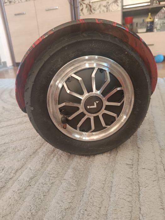 Hoverboard (deskorolka elektryczna) marki OIO 1000w. Gumowe koła