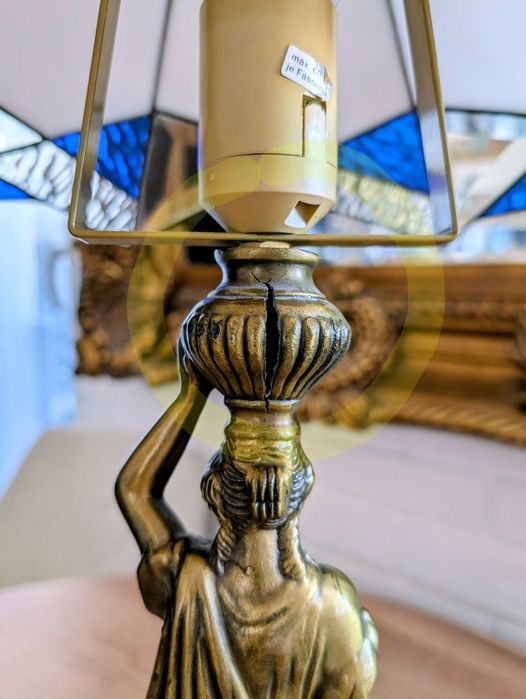 Lampa witrażowa w stylu Tiffany