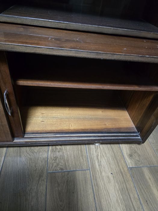 Komoda z nadstawką z czasów PRL