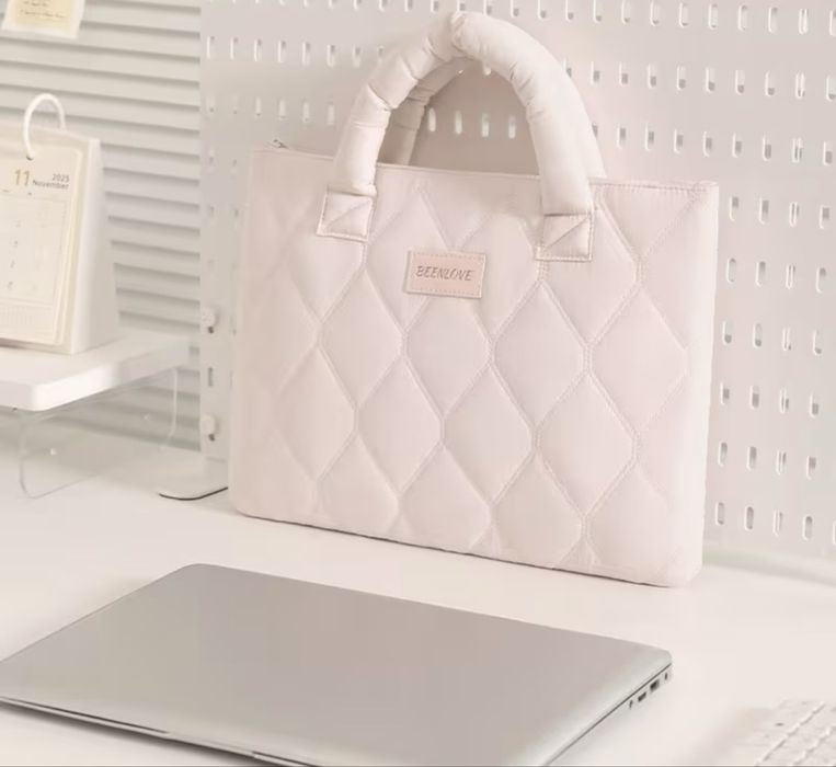 Сумка та чохол для MacBook