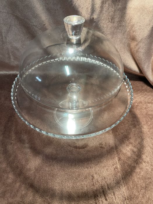 Cake Plate with Lid457409656291348482