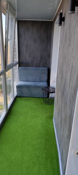 Продам 4-х комнату квартиру на площади победы