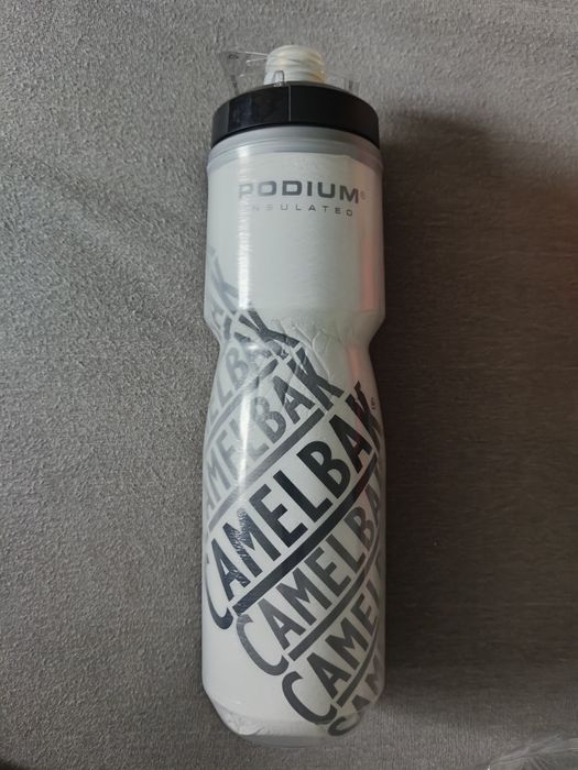 Nowy Bidon CAMELBAK Podium insulated Chill 710ml - race edition