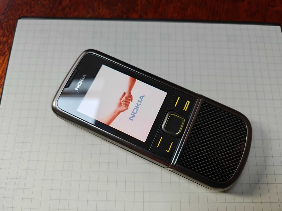 Nokia 8800 Carbon Arte – komplet, pełna sprawność, stan swietny