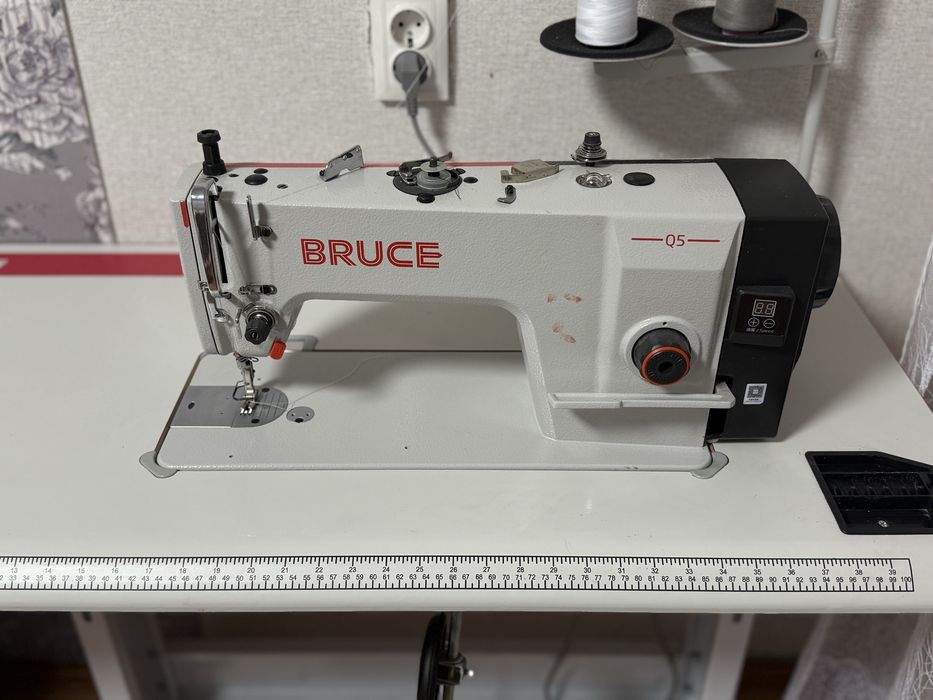 Прямострочка Bruce Q5 швейна машинка