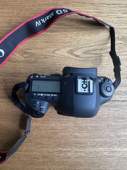 Canon EOS 5D Mark IV bdb stan