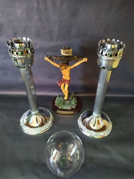 Porta velas com oferta crucifixo Jesus Cristo