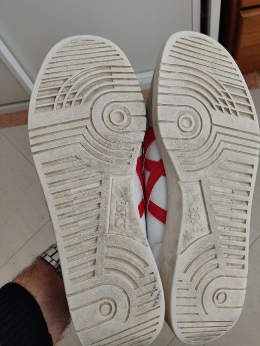 Tênis asics em bom estado