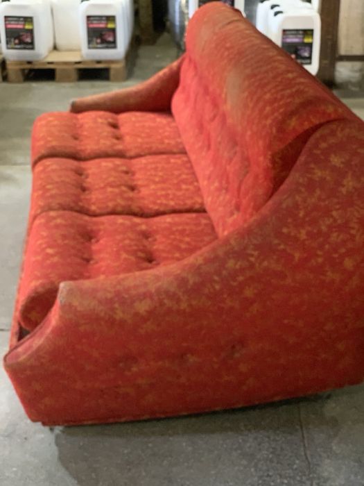 Продам диван б/у