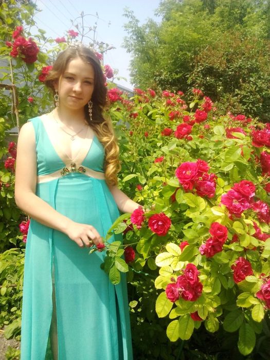 Вечірня сукня