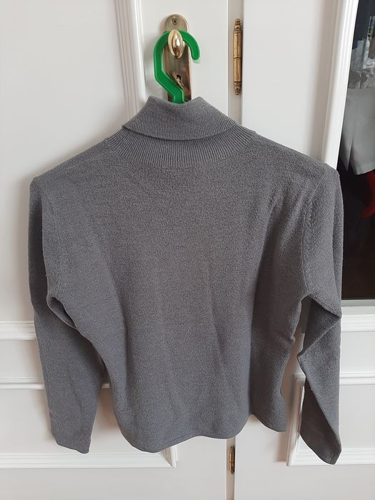 Camisola gola alta cinza