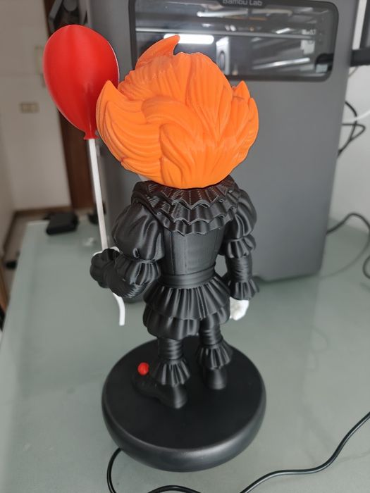 "Item Colecionável de Fã de 'IT - A Coisa' - Pennywise em Miniatura
