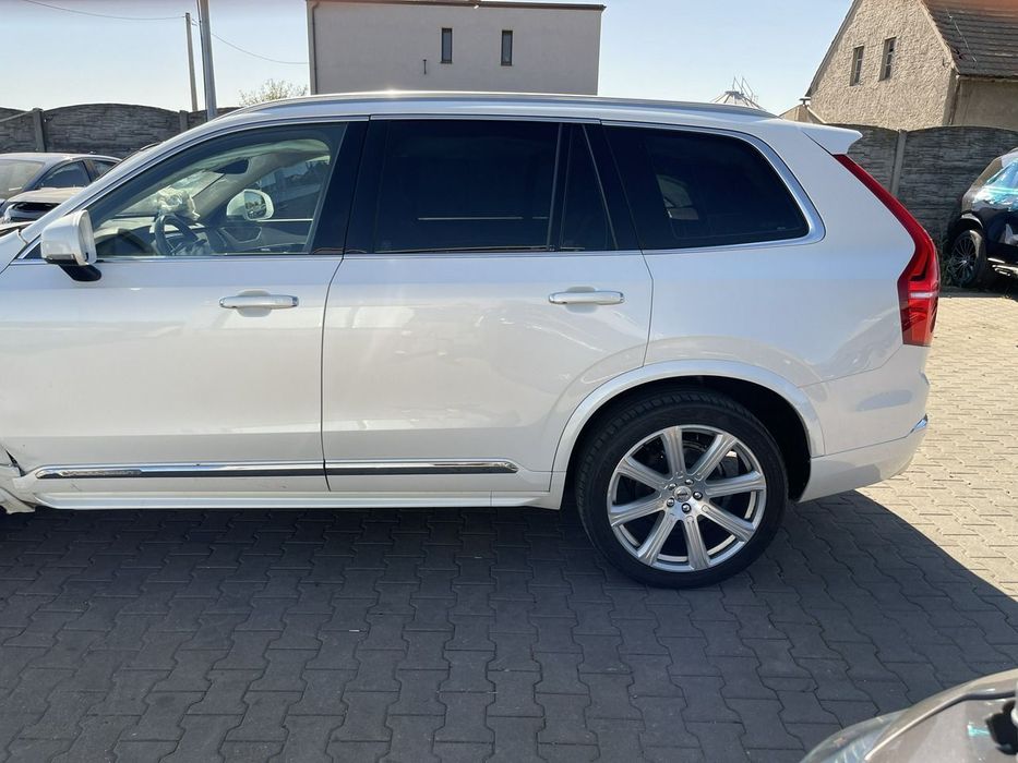 Volvo XC 90 Inscription D5 AWD Skóra Pamięć Kamera Virtual 7os