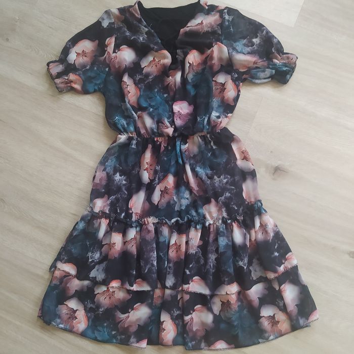 Sukienka na różne okazje, rozmiar S