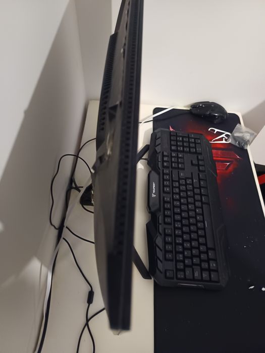 Monitor gaming 27 polegadas IPS 200 Hz Adaptive Sync