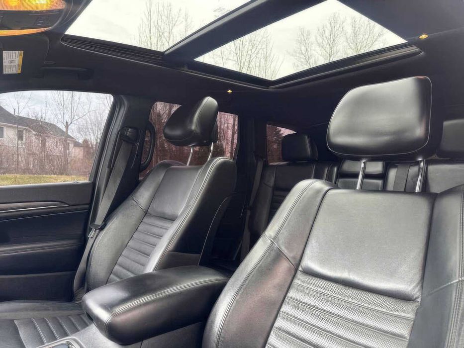 Jeep Grand Cherokee      2020
