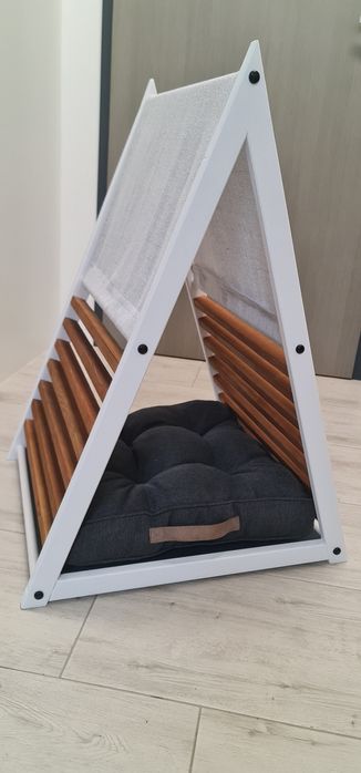 Domek dla pieska lub kotka