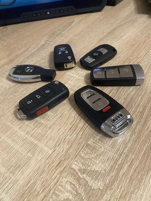 Программування ключів Bmw Mersedes, привязка EVL ESL ISM DSM FEM CAS