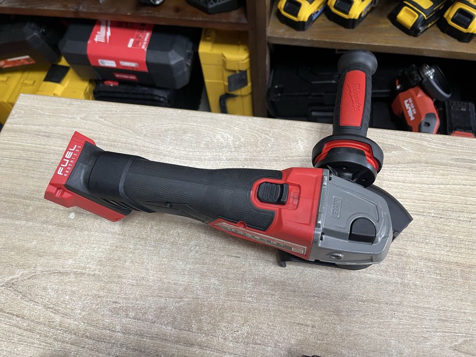 Milwaukee M18 FSAG125X / безщіткова болгарка Мілвокі 125мм