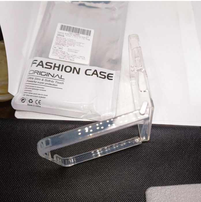 Capa Transparente Samsung Galaxy Z Flip 6

Artigo Novo.