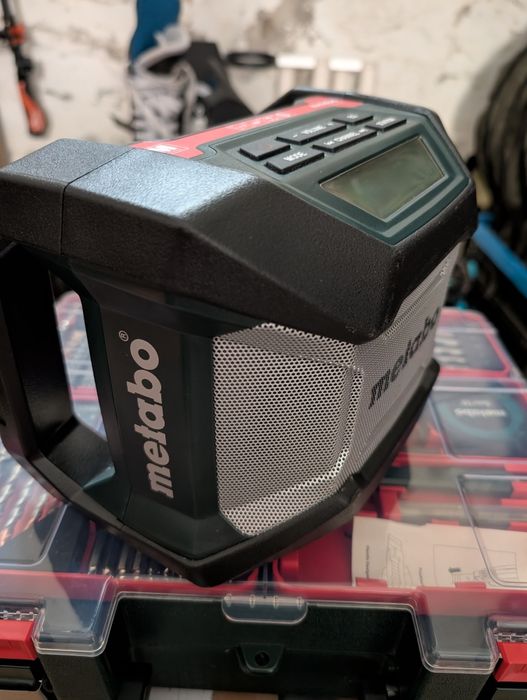 Radio Metabo z bluetooth