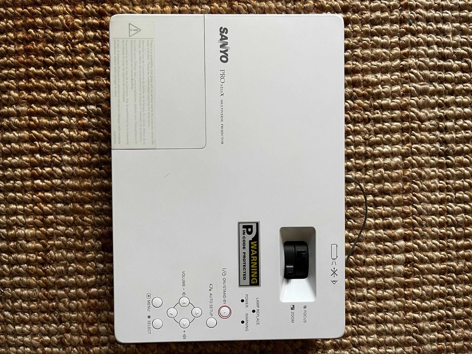 Projektor SANYO PRO xtratx Multiverse Projector PLC-XW60