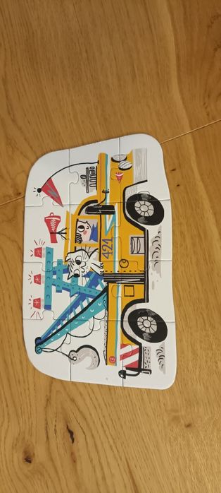 Zestaw czterech puzzli pojazdy czuczu