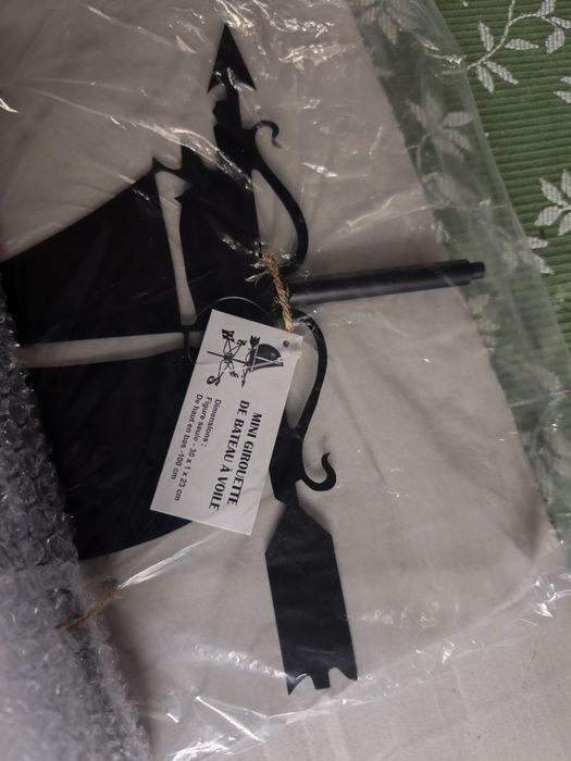 Cata vento de telhado embalado novo medidas nas fotografias