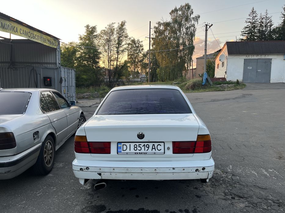 Бмв е 34 м20б20 1989