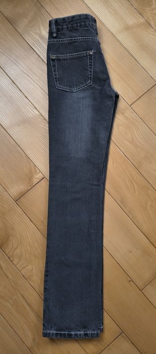 Spodnie  Carry nowe proste nogawki