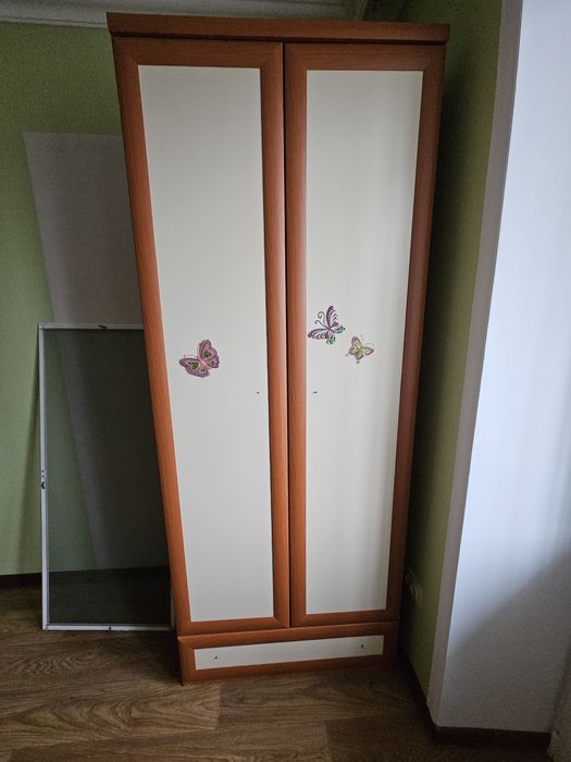 Детский гарнитур.