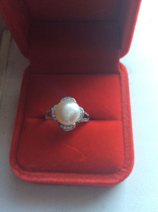 Серебрёное кольцо с жемчугом  S 925