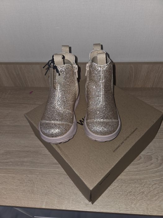 Чоботи ботінки демісезон для дівчинки фірмові нові устілка 16.5 см