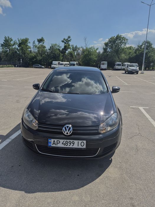 Volkswagen Golf 6  2011 года